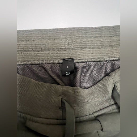 Olive green Men’s Lululemon ABC jogger Size Large - Picture 6 of 13